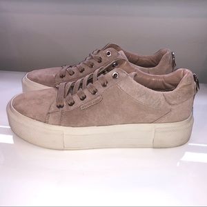 Kendall + Kylie - Tyler Platform Sneaker in Sepia